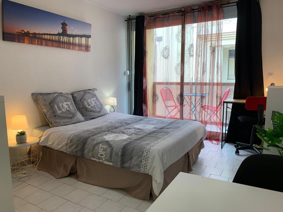 Nimes Studio Parking Dhuoda Εξωτερικό φωτογραφία